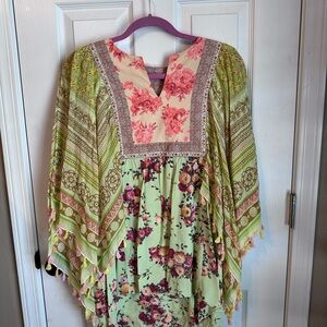 Ivy Jane Multicolor Floral Blouse